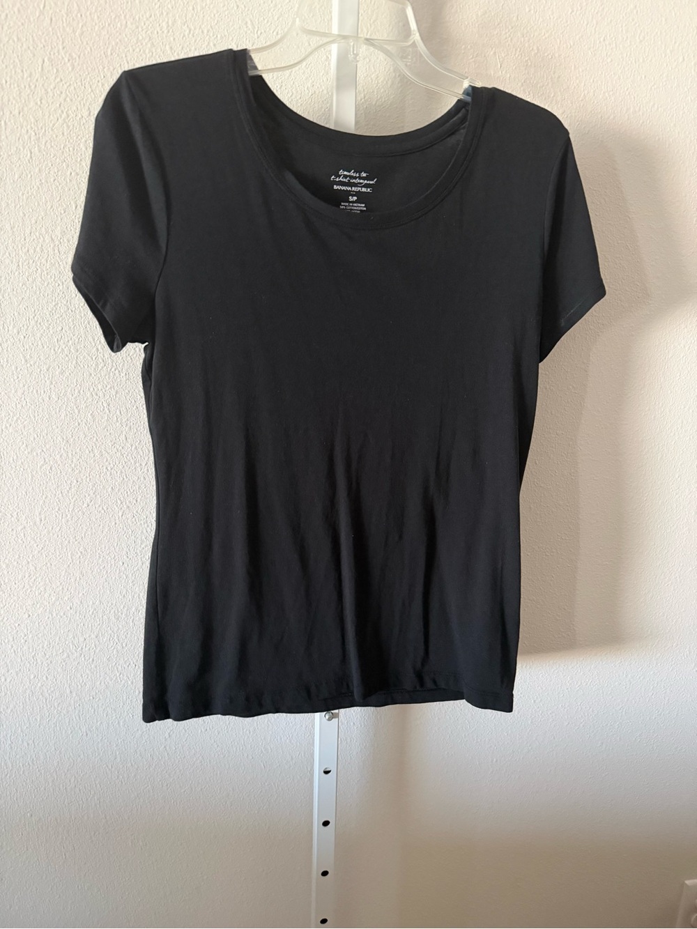 Banana Republic Classic Black Timeless Tee